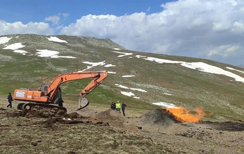 Sivas Koyulhisar’da Doğalgaz Hattında Yangın Paniği