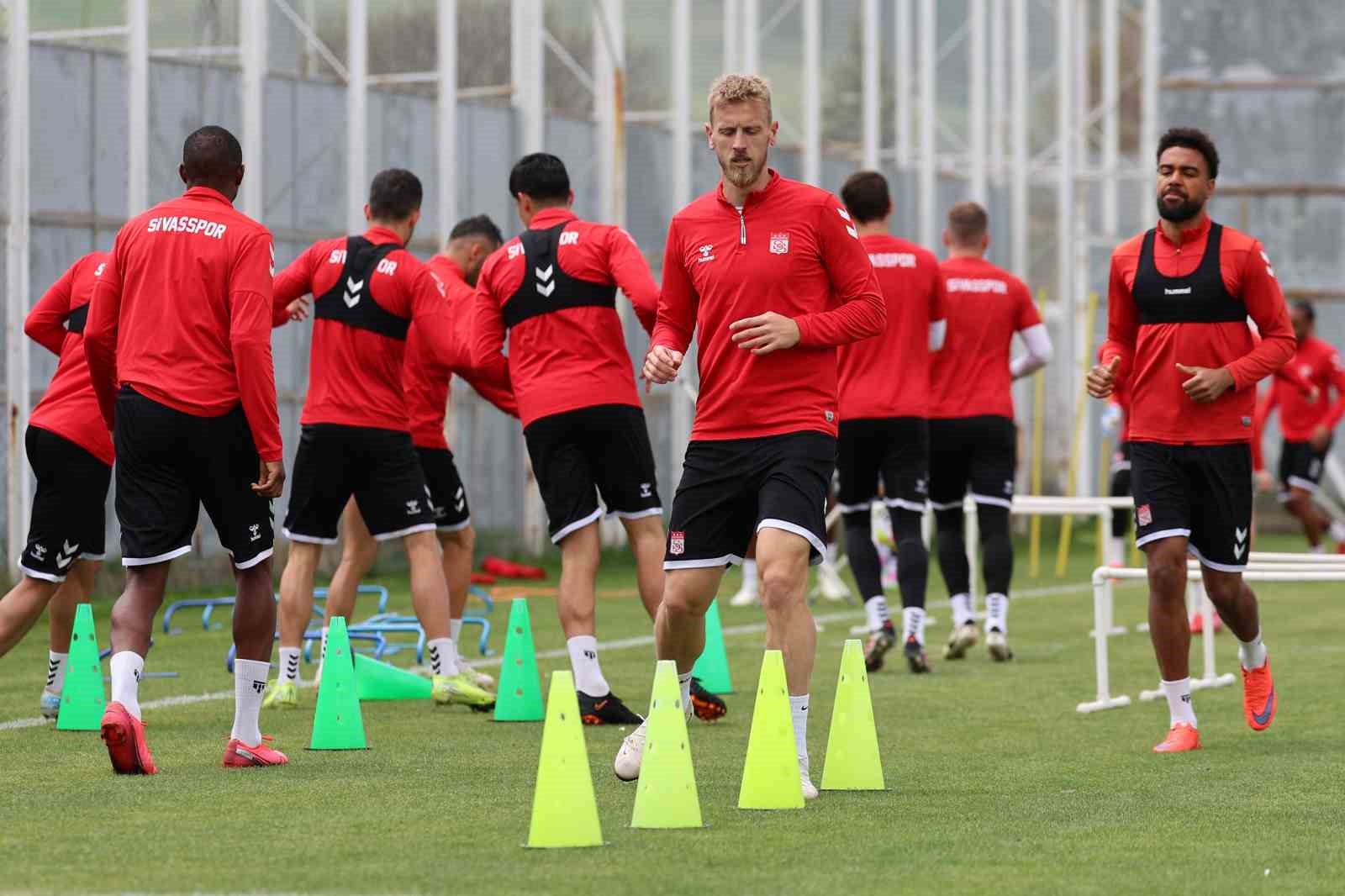 Sivasspor, Samsunspor Maçı Öncesi Son Hazırlıklarını Sürdürüyor