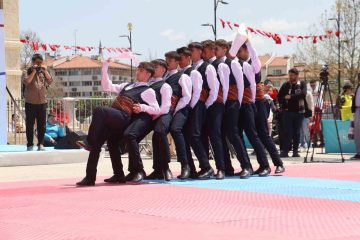 Sivas’ta 19 Mayıs Coşkusu: Gençlik ve Spor Bayramı Renkli Görüntülere Sahne Oldu