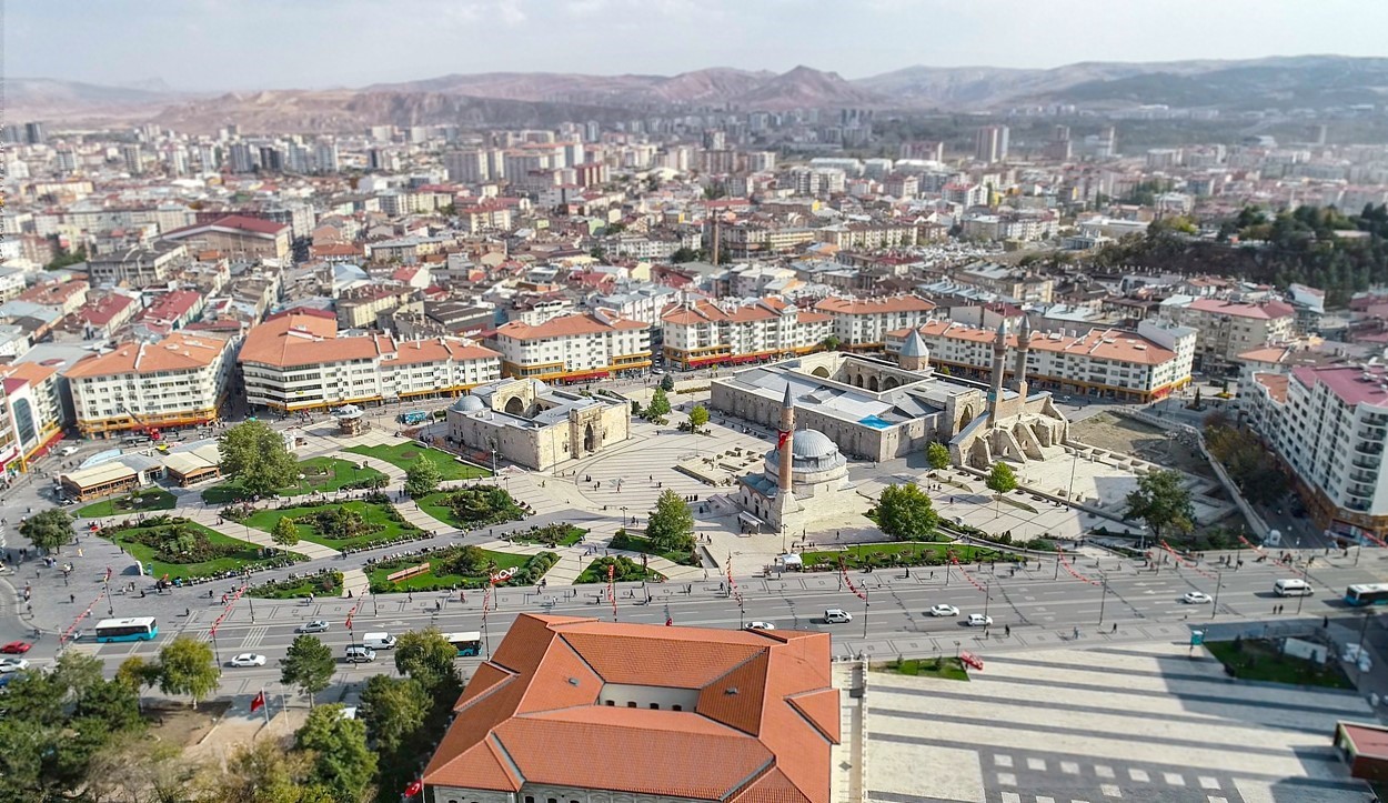 Sivas’ta Araç Sayısı Nisan Ayında 206 Binin Üzerine Çıktı