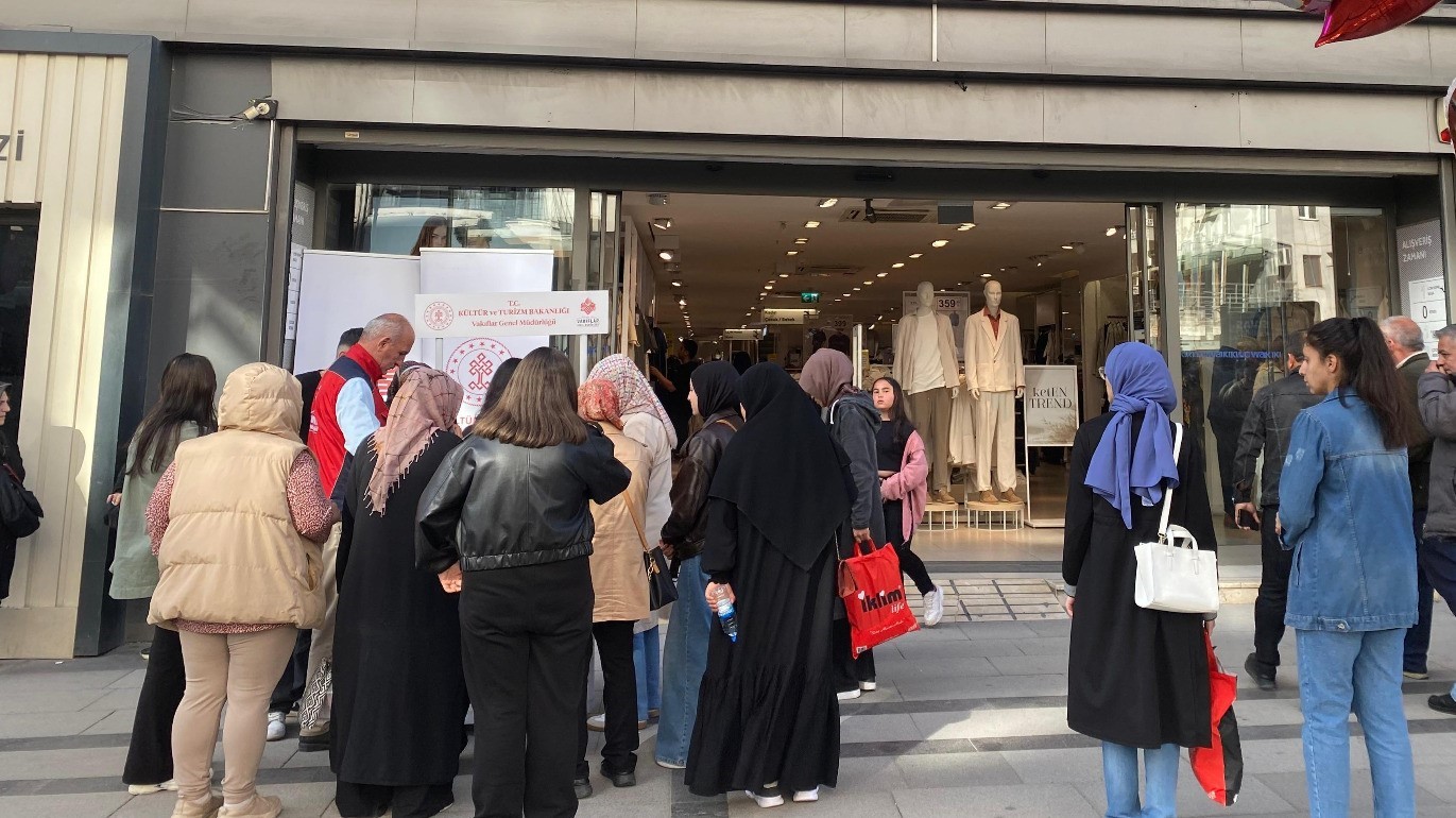Sivas’ta Kurban Bayramı Öncesi Çocuklara Özel Giyim Kartı Dağıtımı Yapıldı
