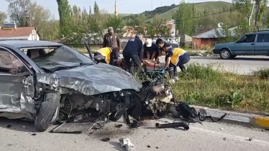 Sivas’ta Trafik Kazası: Bir Kişi Yaralandı
