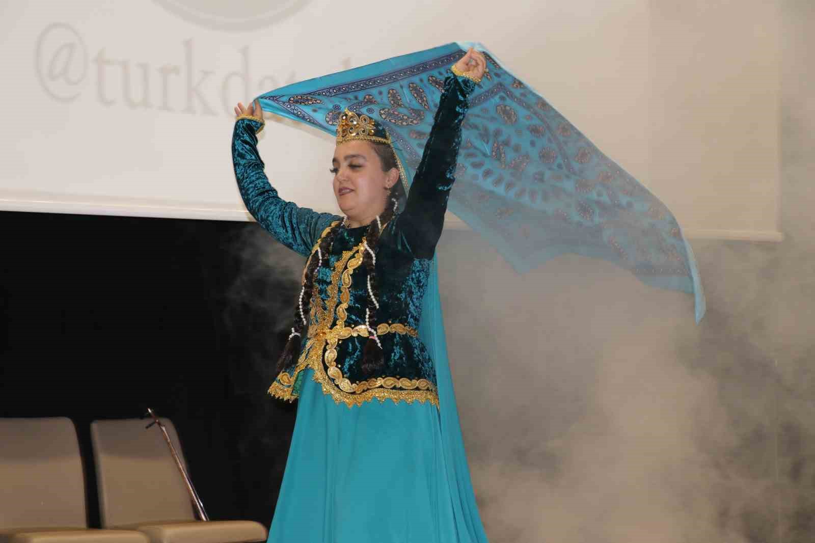 Sivas’ta Türk Dünyası Kültür Şöleni Büyüledi
