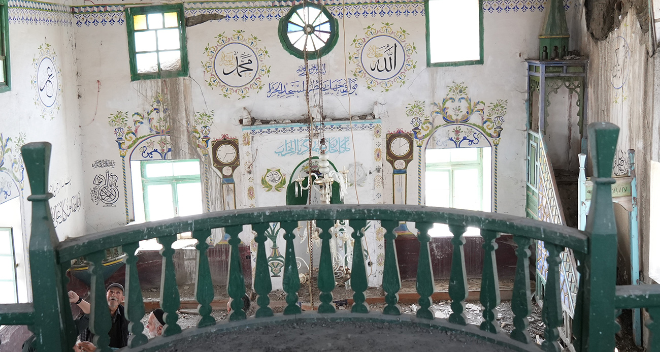 Tarihi Cami Yıkılma Tehlikesi Altında