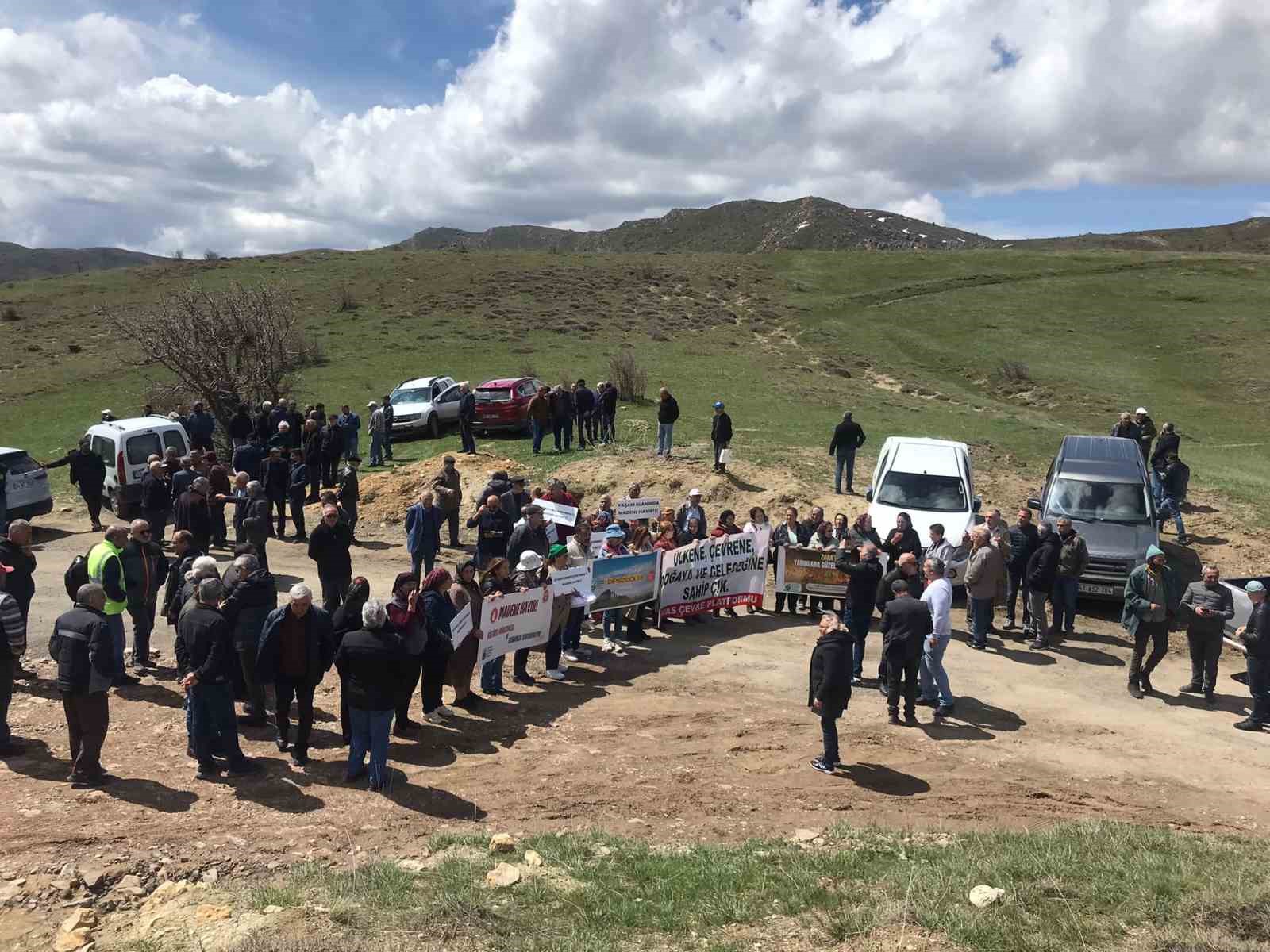 Zara İlçesi Köyleri Maden Ocağı Projelerine Karşı Ayakta