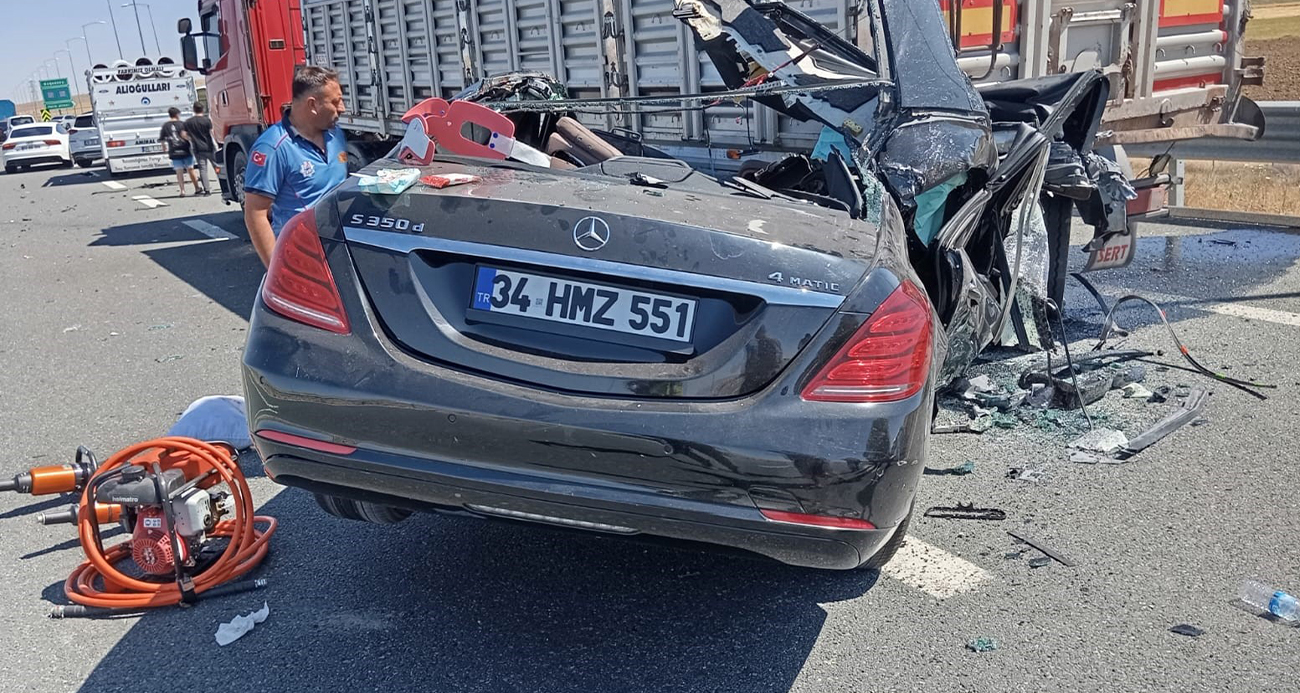 Aksaray Otoyolunda Korkunç Trafik Kazası: İki Can Kaybı, Bir Yaralı