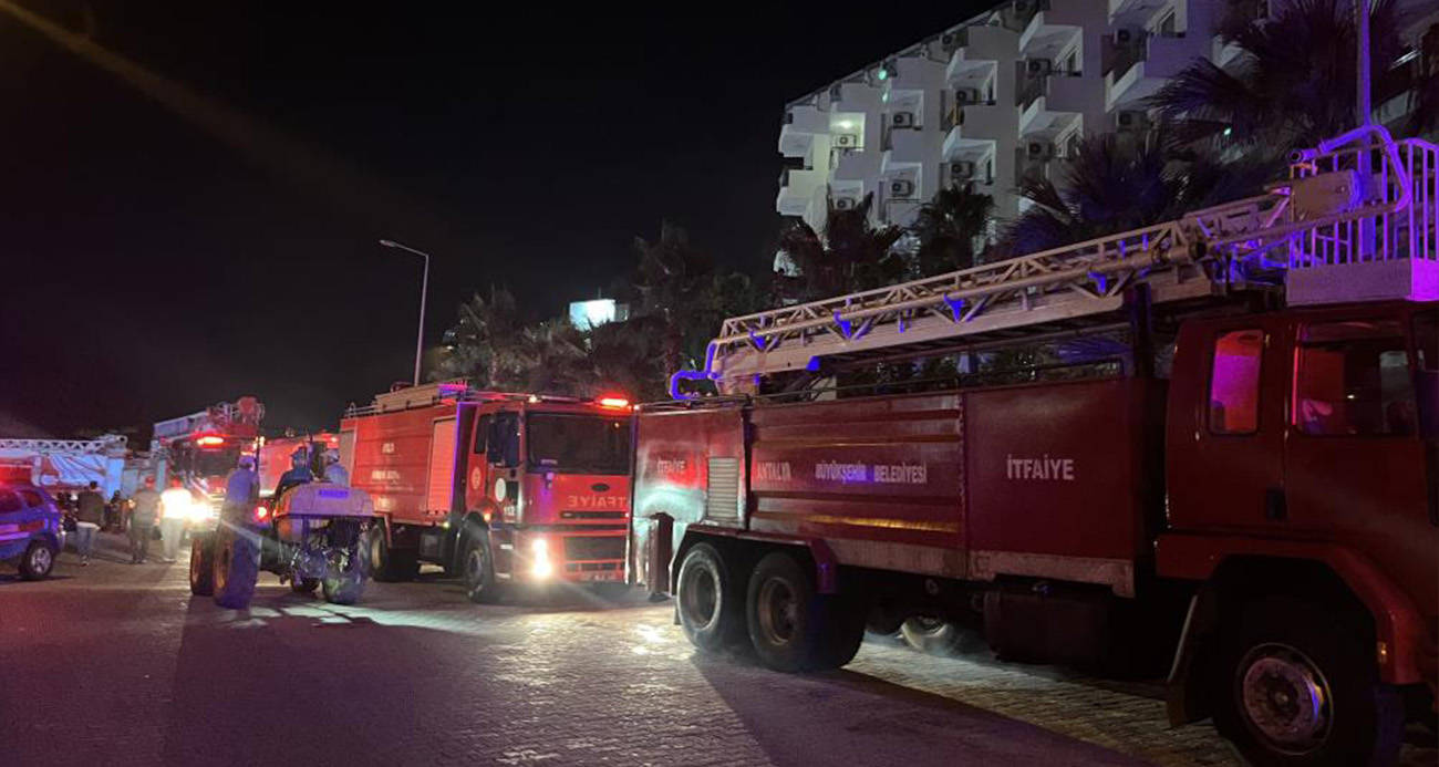 Alanya’da Lüks Otelde Çıkan Yangın Panik Yarattı, 622 Turist Tahliye Edildi