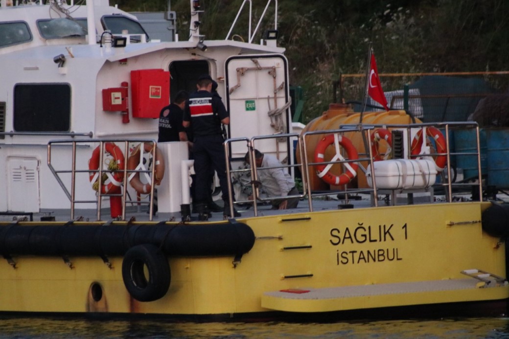 Çanakkale’de Sağlık Botunda Meydana Gelen Patlama: Bir Sağlık Çalışanı Hayatını Kaybetti, Bir Kişi Yaralandı