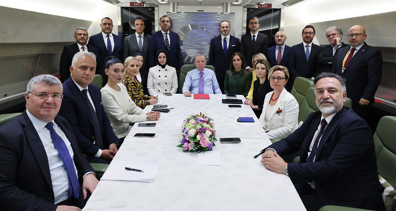 Cumhurbaşkanı Erdoğan, NATO Zirvesi Sonrası Gazetecilere Açıklamalarda Bulundu