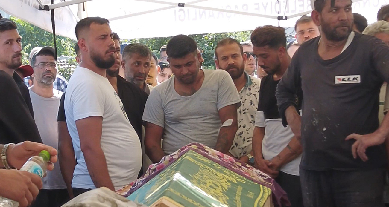Edirne’de Trafik Kazası: Bir Baba Beş Yakınını Kaybetti