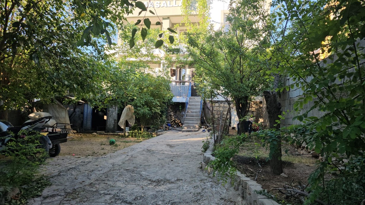 Ergani’de Aile İçi Trajedi: Baba Kendini ve Çocuklarını Yaraladı