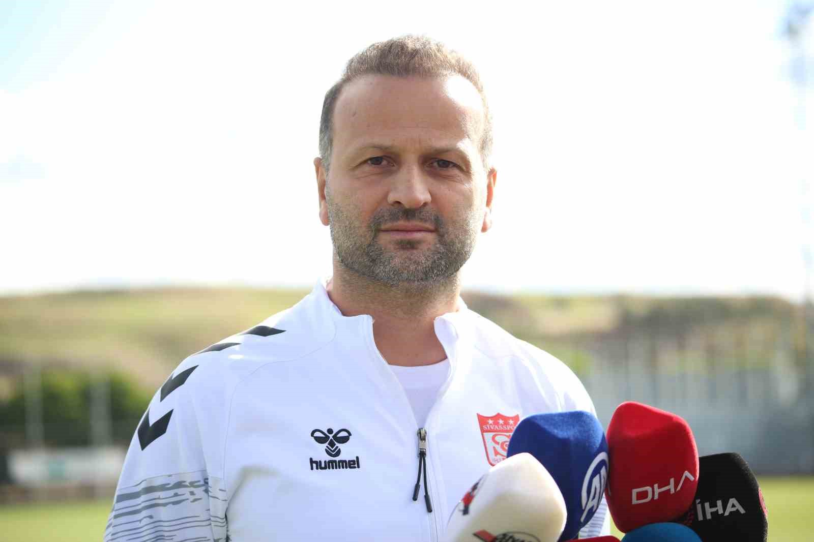 Osman Zeki Korkmaz: Sivasspor’u Zirveye Taşıma Sözü