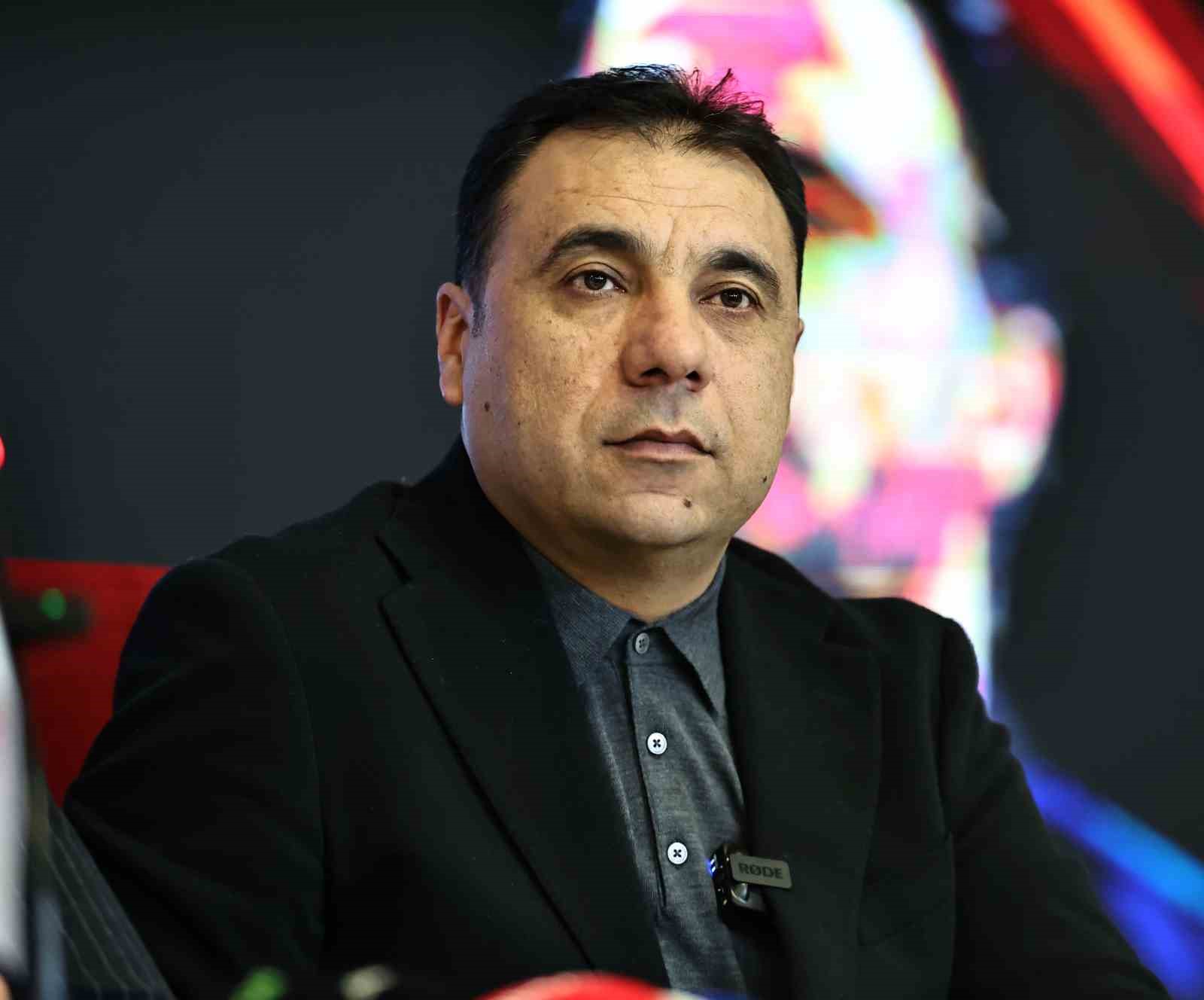 Sivasspor Kulübü Başkanı Bahattin Eken Aday Olmayacağını Duyurdu