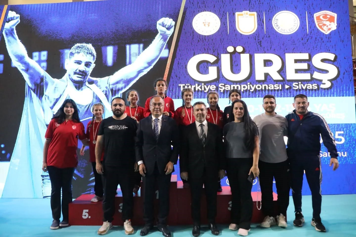 Sivas’ta Heyecan Dolu Güreş Şampiyonası Tamamlandı