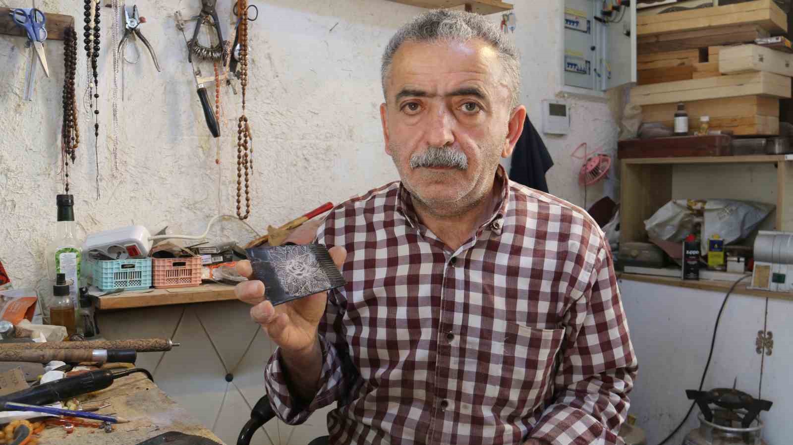 Sivas’ta Kemik Taraklar Sanat Eserine Dönüşüyor