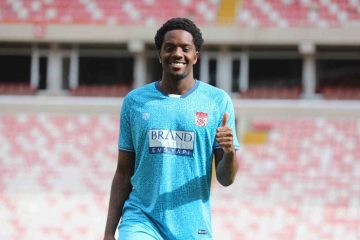 Sivasspor’da Queensy Menig Ciddi Sakatlık Geçirdi