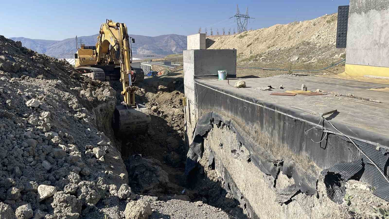 Sivas’ta Yağdonduran Tüneli’nde Göçük: 2 İşçi Yaralı