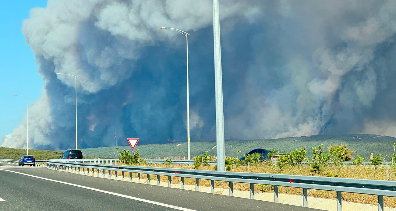 Tekirdağ’da Orman Yangını Tarım Arazilerini Tehdit Ediyor, İki Mahalle Tahliye Edildi