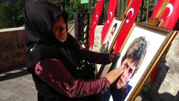 Şehit Eren Bülbül, şehadetinin 8. yılında mezarı başında dualarla anıldı