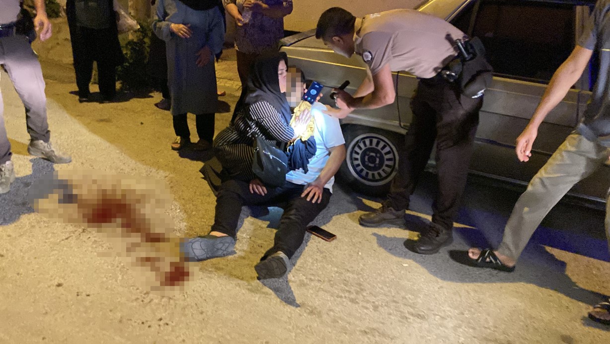 Aksaray’da Trajik Bıçaklama Olayı: Genç Adam Ağır Yaralandı