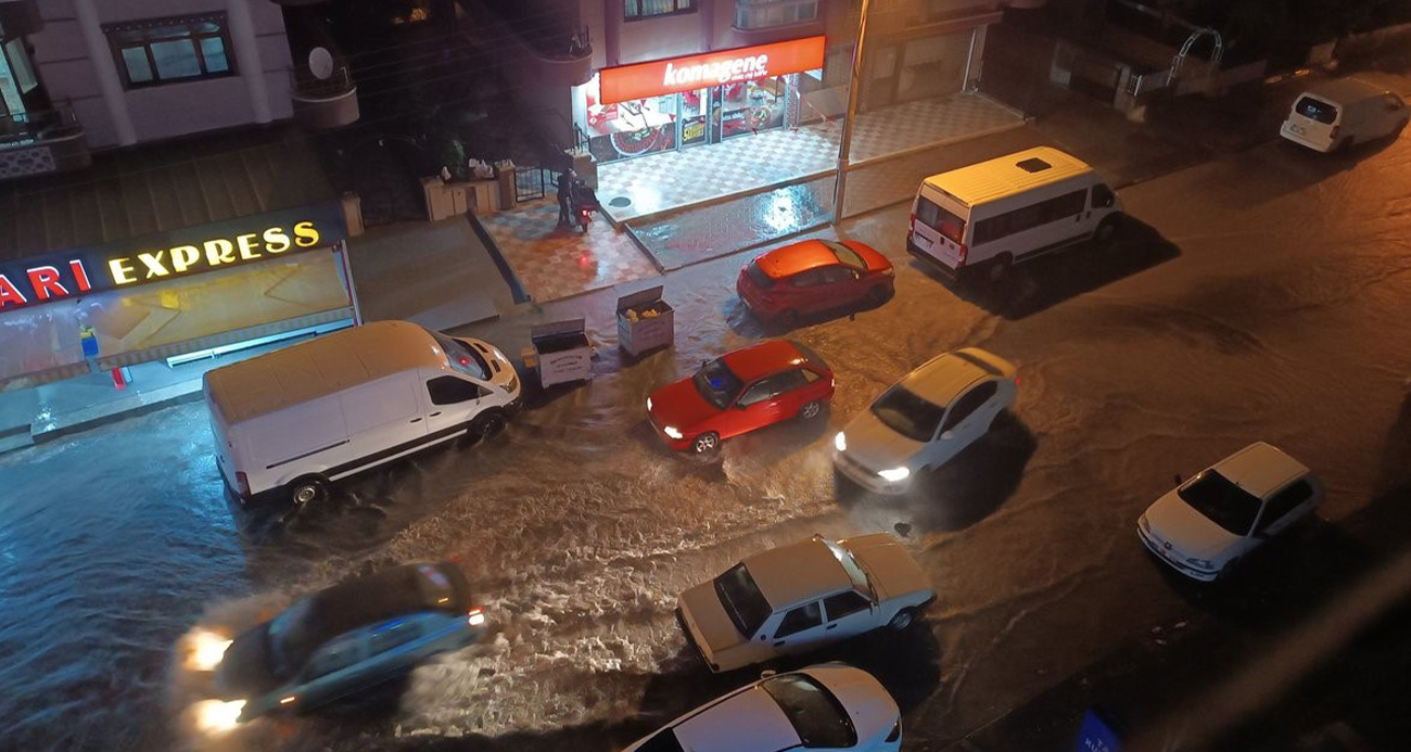 Ankara’da Sağanak Yağışlar Sel Baskınlarına Neden Oldu