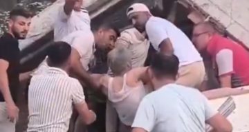 Balıkesir Sındırgı’da Meydana Gelen Büyük Depremde 6 Kişi Kurtarıldı