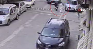 Esenyurt’ta Sabah Saatlerinde Kapkaç Girişimi Kamera Kayıtlarına Yansıdı