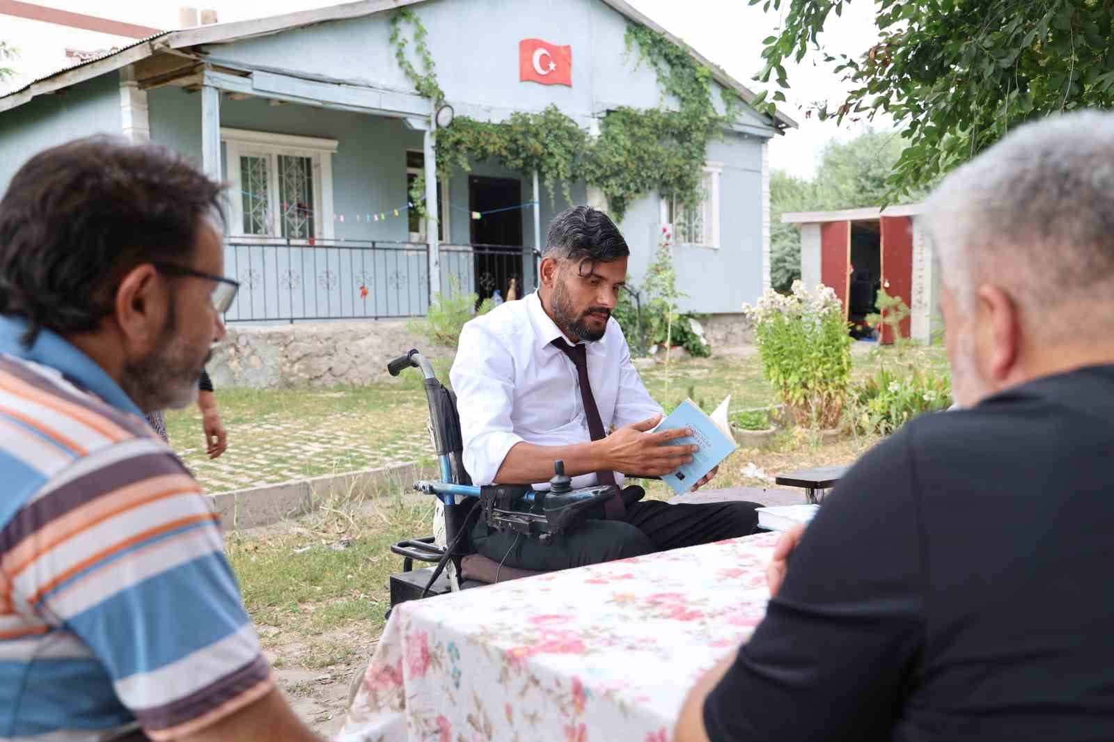 Kangal’ın Direniş Şairi: Tekerlekli Sandalyede Bir Hayatın Şiirleri