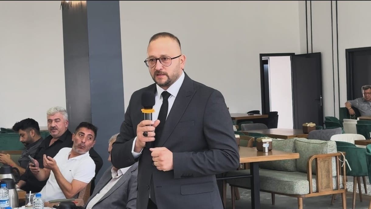 Şarkışla Esnaf ve Sanatkârlar Odası Başkanı Görevinden Ayrıldı