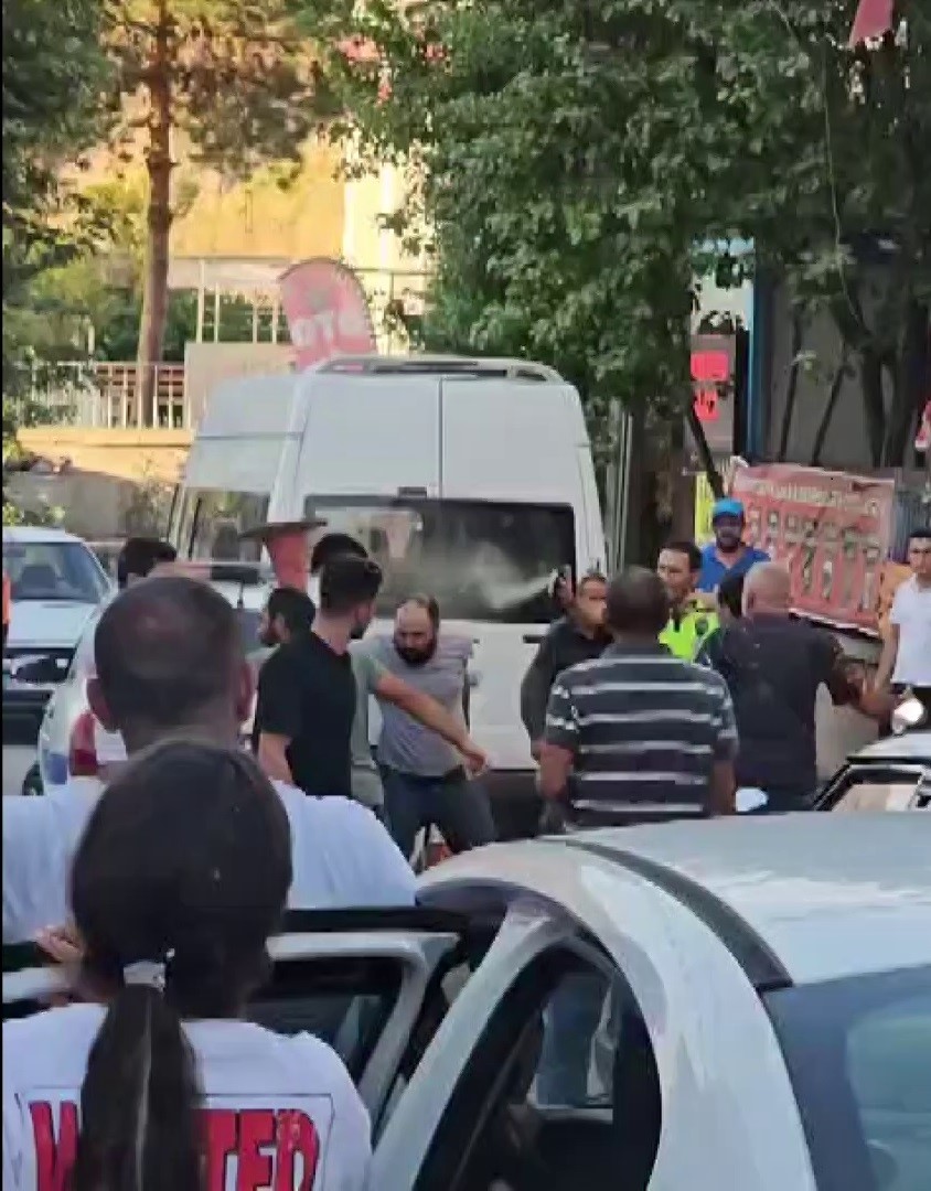Sivas Divriği’de Borç Anlaşmazlığı Büyük Kavgaya Dönüştü