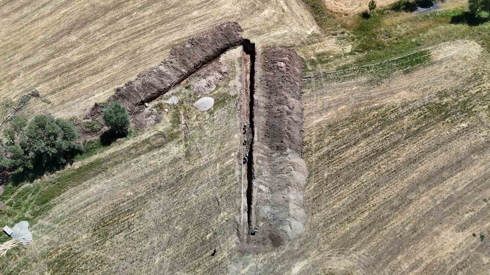Sivas’ta Bilimsel Kazı Sırasında Çıkan Su, Vefat Eden Kızının Anısına Çeşme Oldu