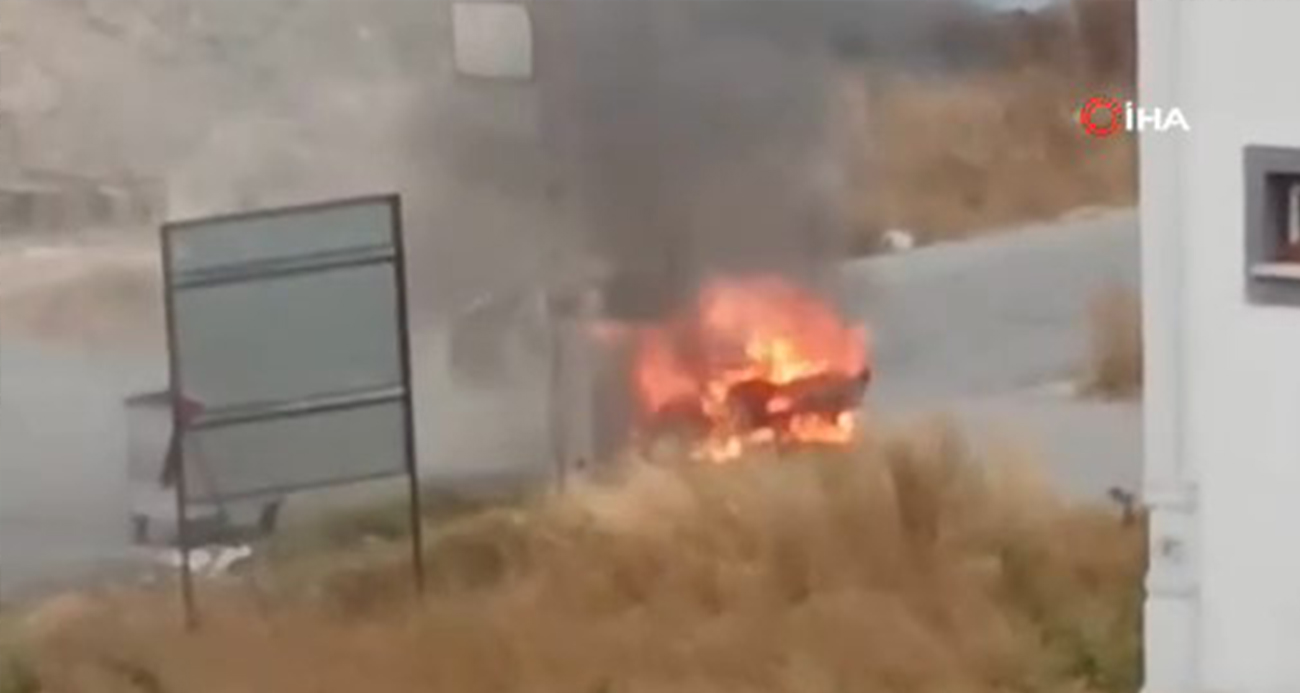 Tekirdağ’da Seyir Halindeki Otomobil Alev Topuna Döndü