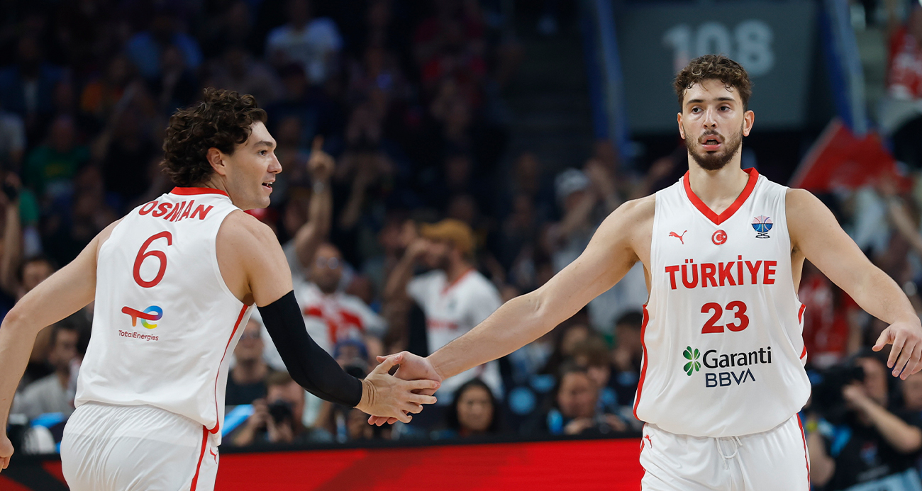 A Milli Erkek Basketbol Takımı Avrupa’da Gümüş Madalya Kazandı