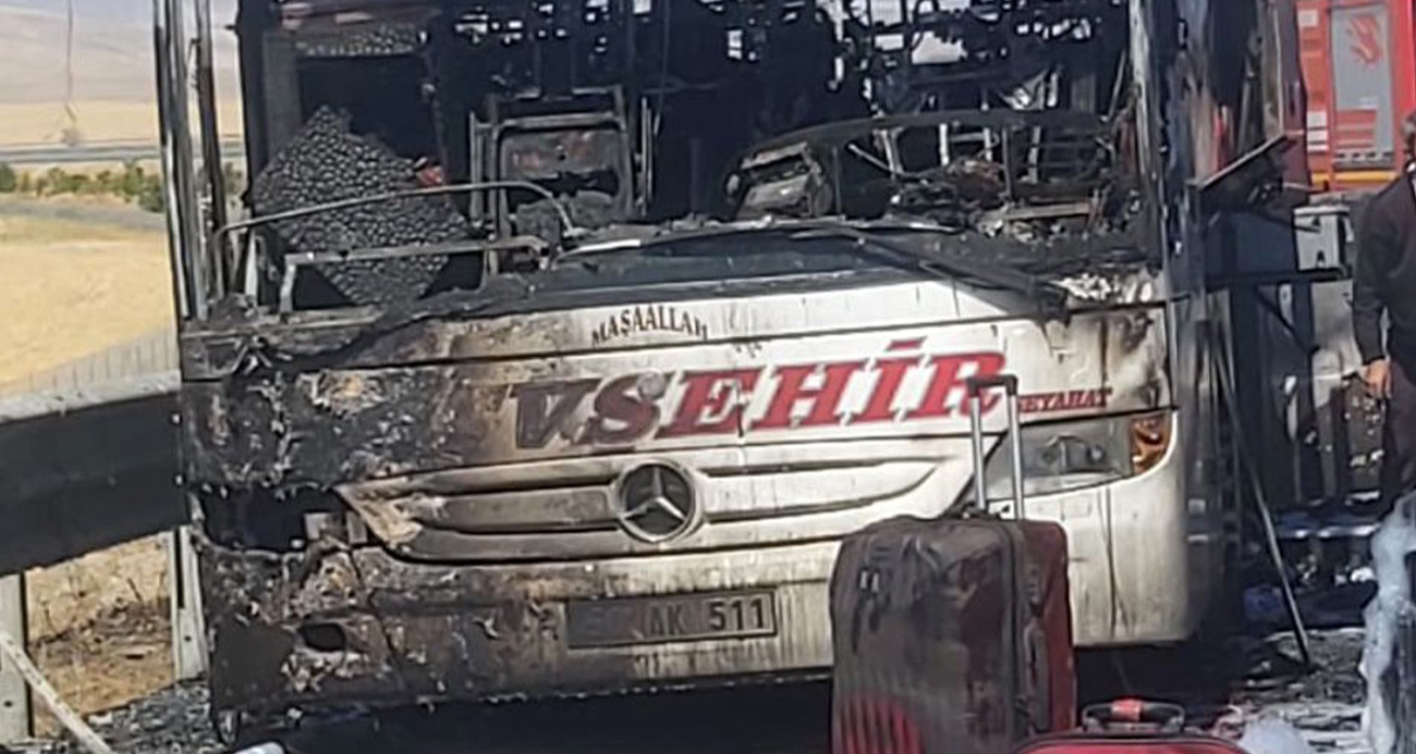 Ankara’da Seyir Halindeki Otobüs Alev Aldı!