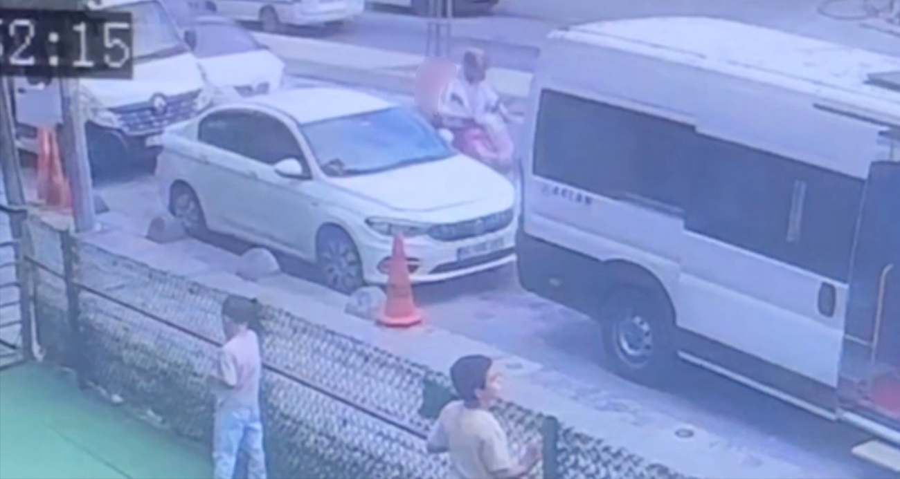 Arnavutköy’de Trafikte Yol Verme Meselesi Kaza ile Sonuçlandı