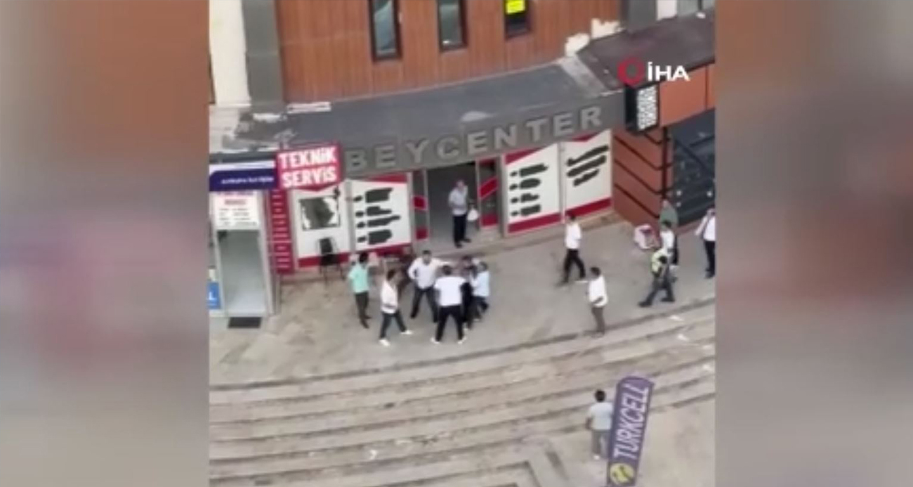 Esenyurt’ta Kitleler Arası Büyük Çatışma: Çevre Savaş Alanına Dönüştü