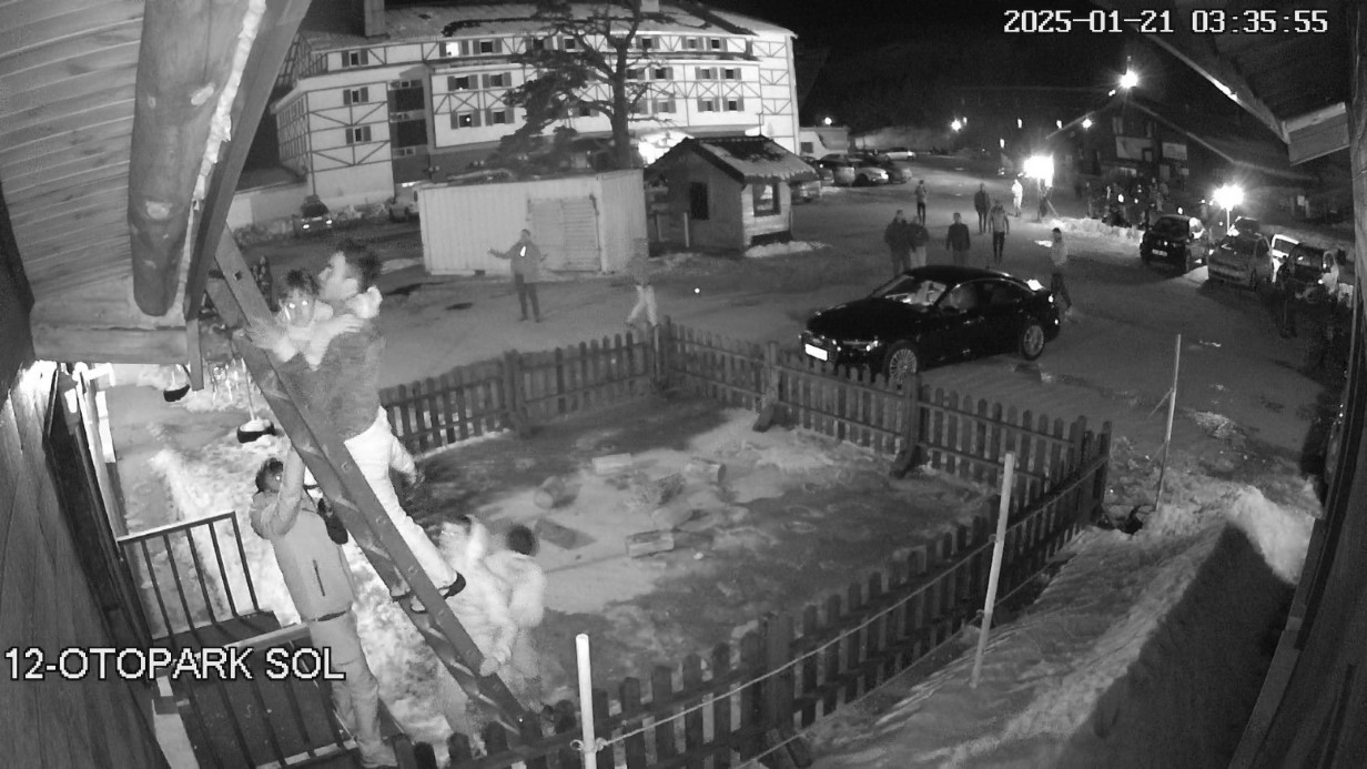 Kartalkaya Grand Kartal Otel’de Korkutan Yangın Anları Güvenlik Kamerasında