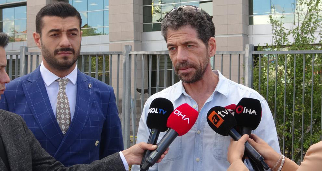 Oyuncu Cemal Hünal, İmzasının Taklit Edilerek Sertifika Dağıtılması İddiasıyla Suç Duyurusunda Bulundu