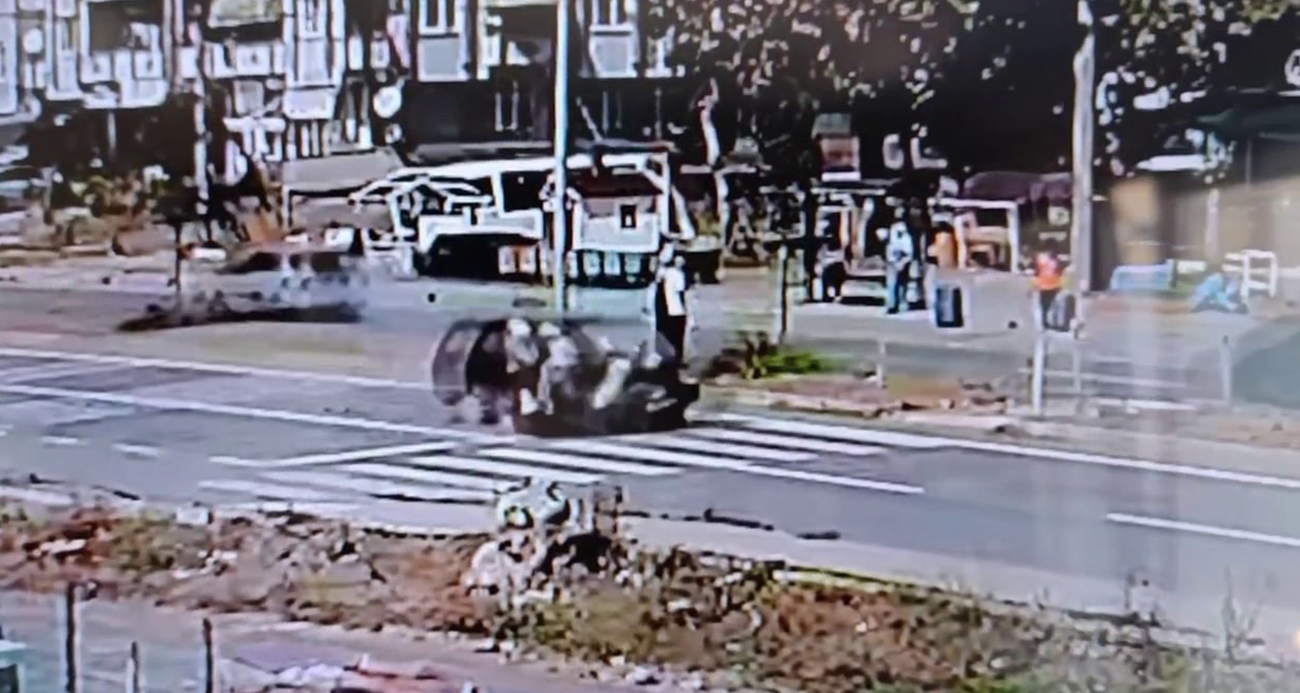 Sakarya Karasu’da Trafik Kazası: Anne Hayatını Kaybetti, Kızı Ağır Yaralı