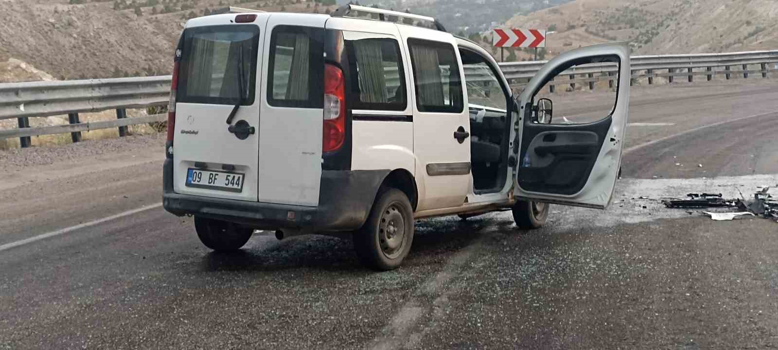Sivas Gürün’de Korkutan Trafik Kazası: 4 Yaralı