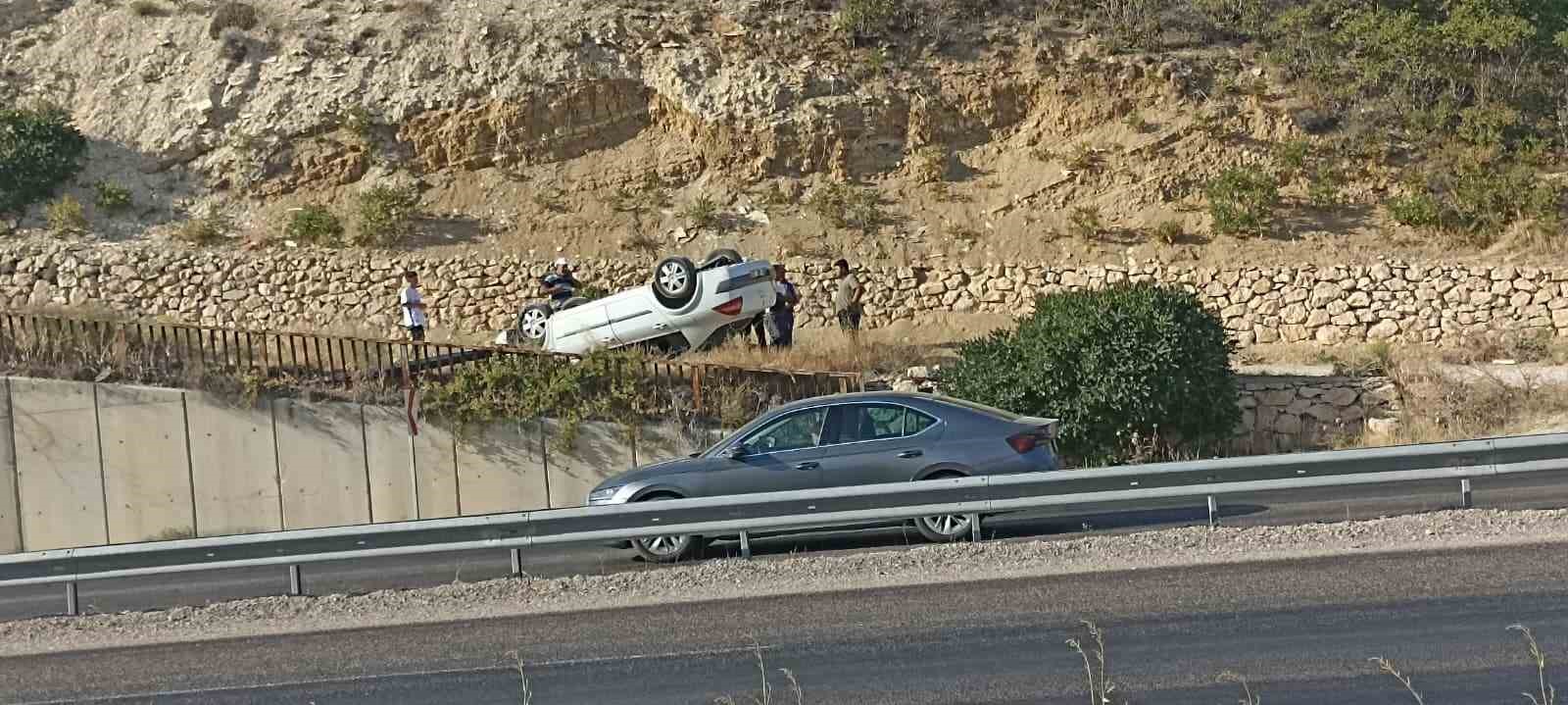 Sivas Gürün’de Korkutan Trafik Kazası: Sürücü Yaralı