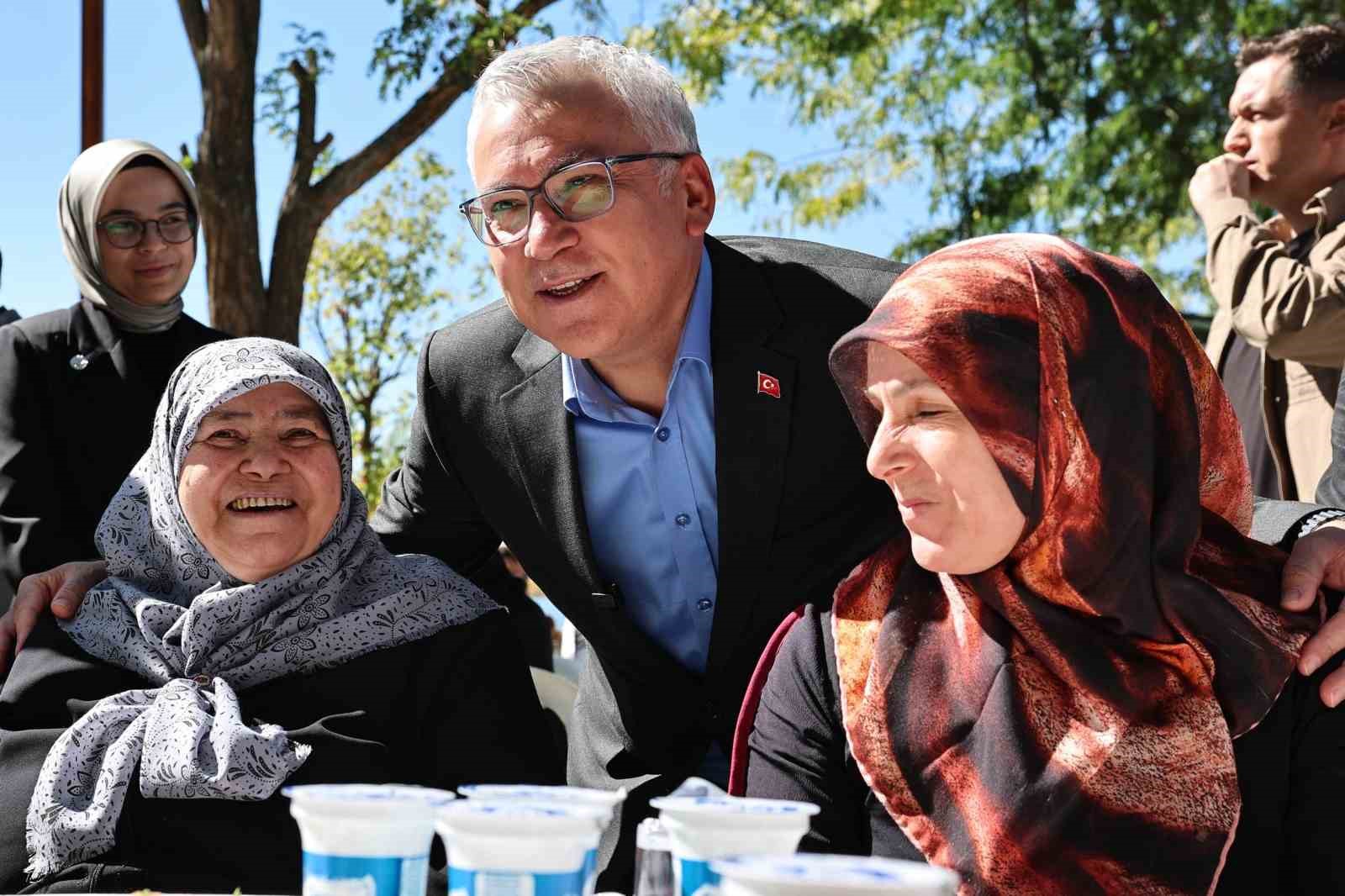 Sivas Valisi Şimşek, Hafik Gölü’nde Şehit Aileleri ve Gazilerle Buluştu