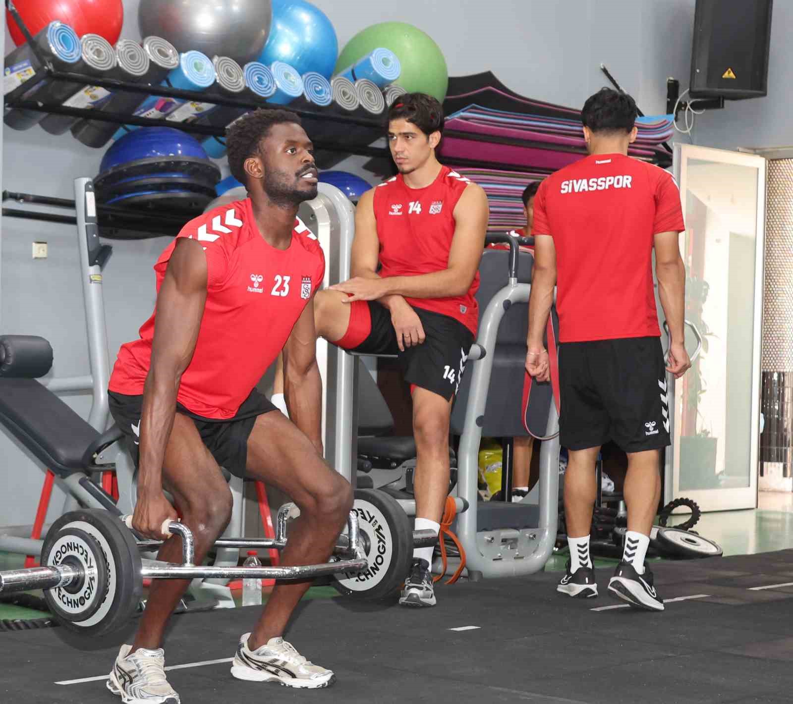 Sivasspor, Sarıyerspor Maçına Hazırlanıyor