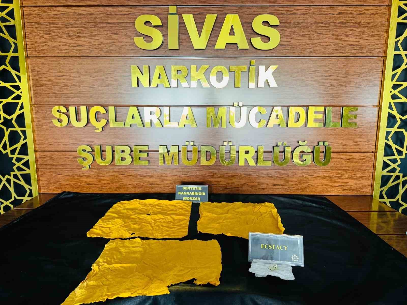 Sivas’ta Geniş Çaplı Uyuşturucu Operasyonu: 3 Kişi Tutuklandı