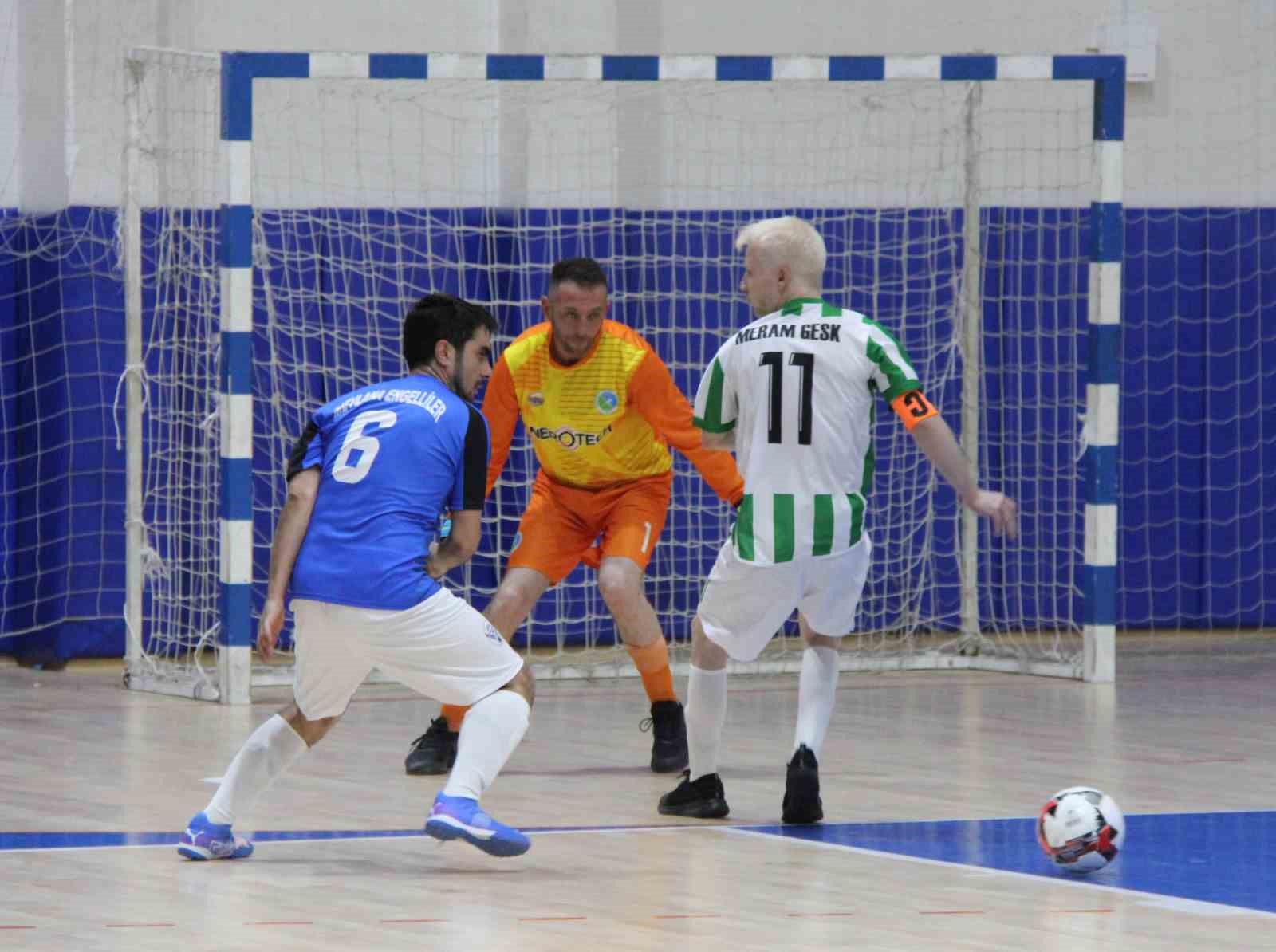 Sivas’ta Görme Engelliler Futsal Mücadelesi Başladı