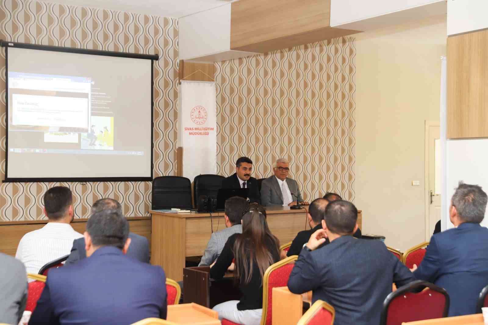 Sivas’ta Rehberlik Öğretmenleri Yeni Eğitim Yılına Hazırlanıyor