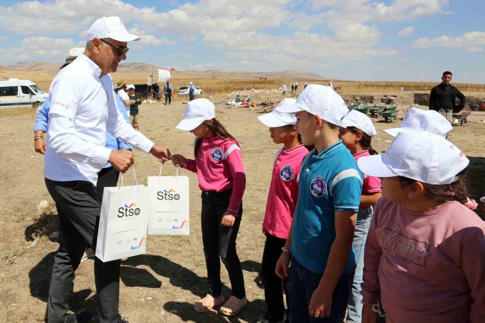 Sivas’ta Tarihi Arkeoloji Festivali Büyüledi