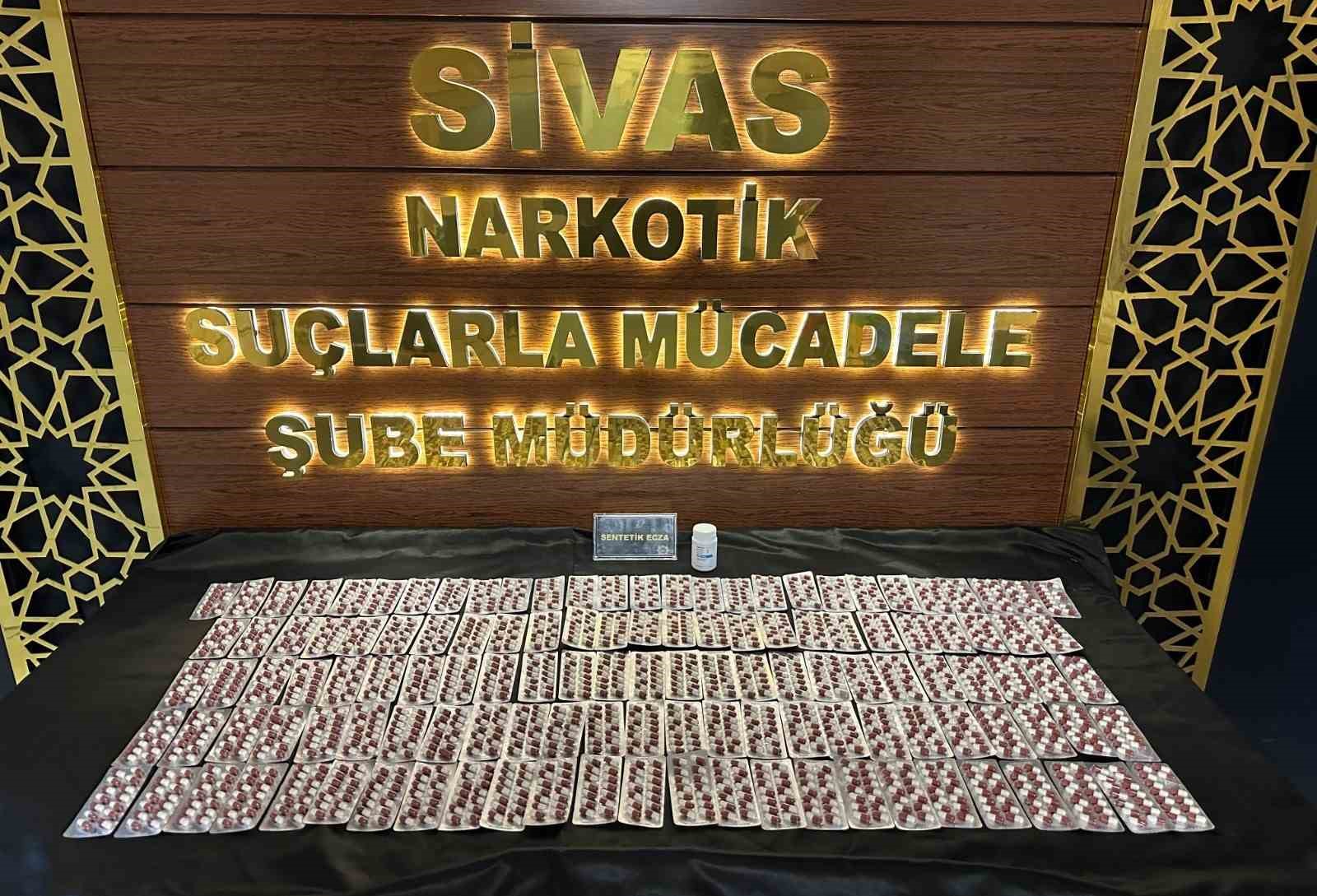 Sivas’ta Uyuşturucu Operasyonu: Bin 795 Hap Ele Geçirildi