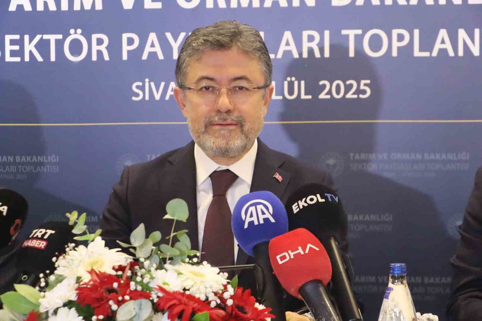Tarım Bakanı Yumaklı’dan Sivas’ta Sektöre Destek Mesajı