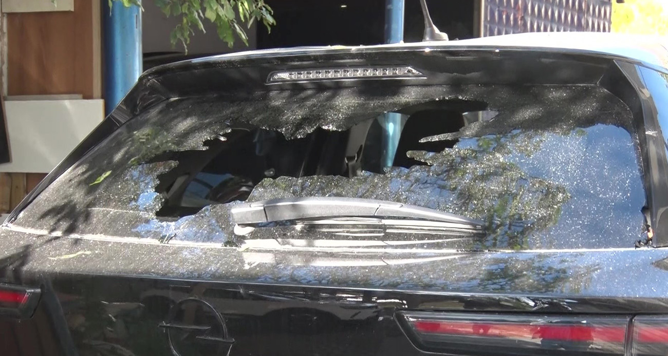 Ümraniye’de Kontrollü Patlama Kazası: Evler ve Araçlar Hasar Gördü